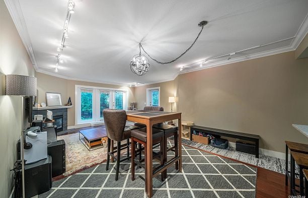 103 3186 Camosun Street Point Grey