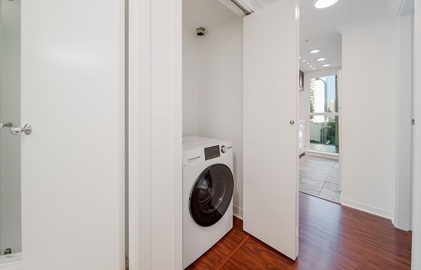 1808 1188 Howe Street Downtown VW