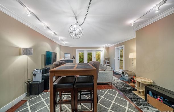 103 3186 Camosun Street Point Grey