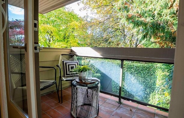 23 4900 Cartier Street Shaughnessy