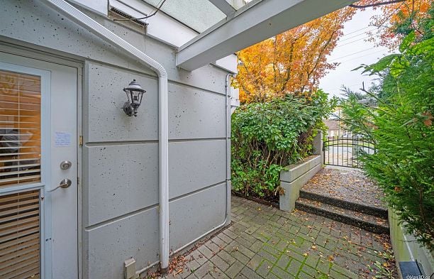 103 3186 Camosun Street Point Grey