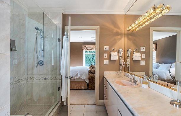 5062 Granville Street Shaughnessy