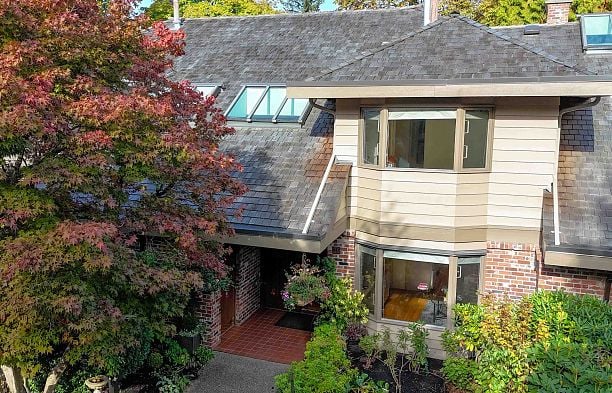 23 4900 Cartier Street Shaughnessy