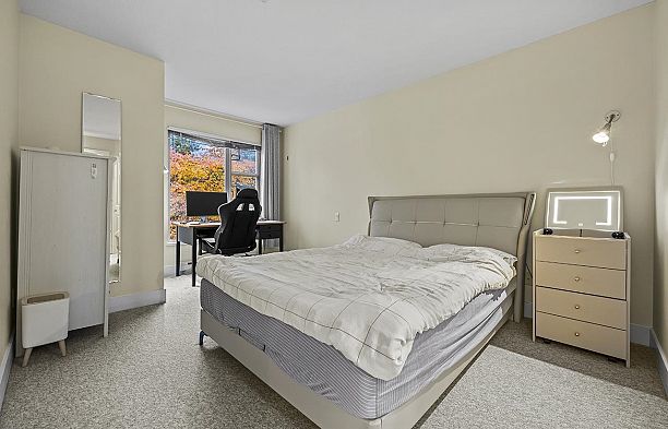 308 5740 Toronto Road University VW