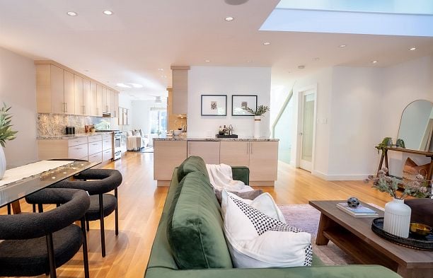 23 4900 Cartier Street Shaughnessy