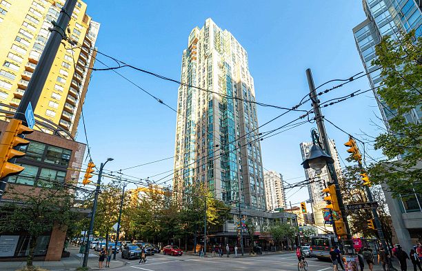 1808 1188 Howe Street Downtown VW