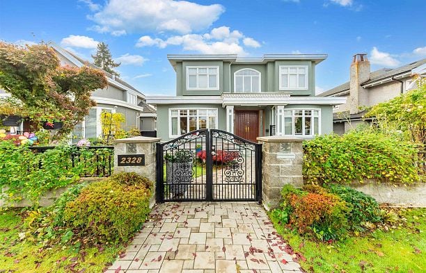 2328 W 22nd Avenue Arbutus