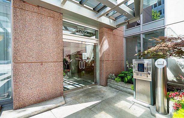 1904 1205 W Hastings Street Coal Harbour