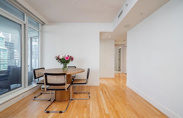 1904 1205 W Hastings Street Coal Harbour