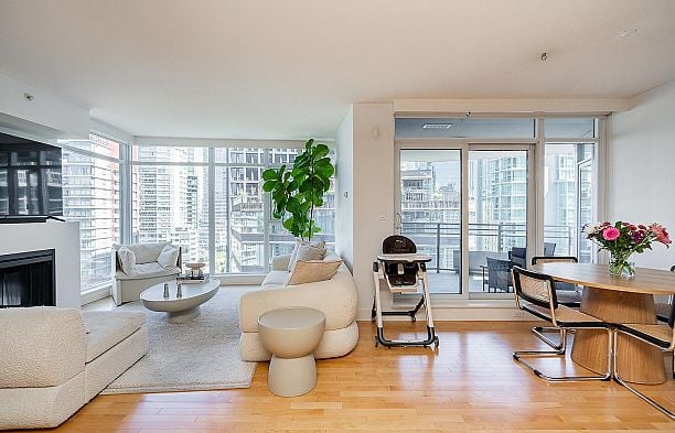 1904 1205 W Hastings Street Coal Harbour