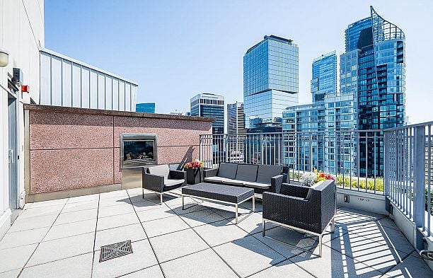 1904 1205 W Hastings Street Coal Harbour