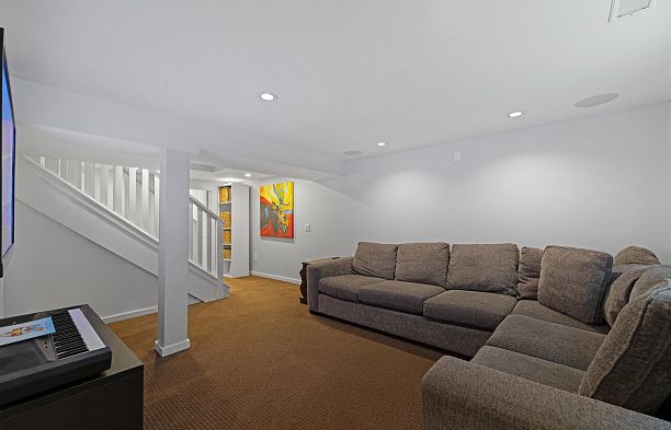 2138 W 21st Avenue Arbutus