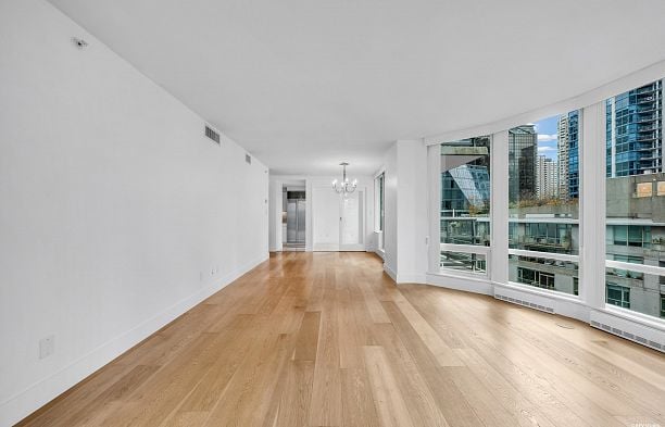 806 590 Nicola Street Coal Harbour