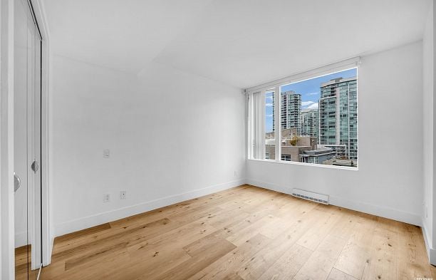 806 590 Nicola Street Coal Harbour