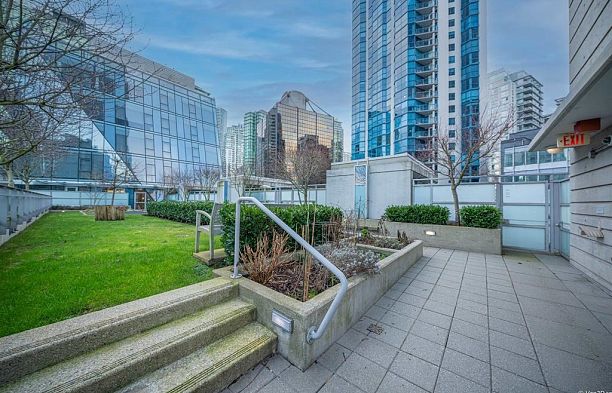 508 1477 W Pender Street Coal Harbour