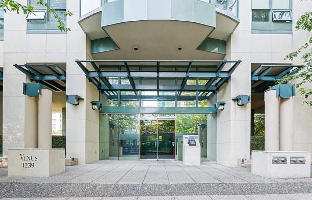 3103 1239 W Georgia Street Coal Harbour