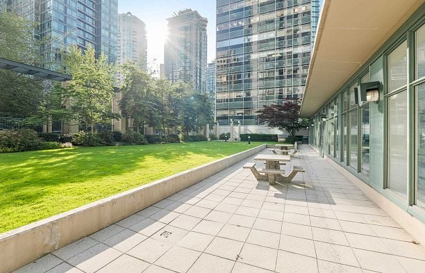 3103 1239 W Georgia Street Coal Harbour