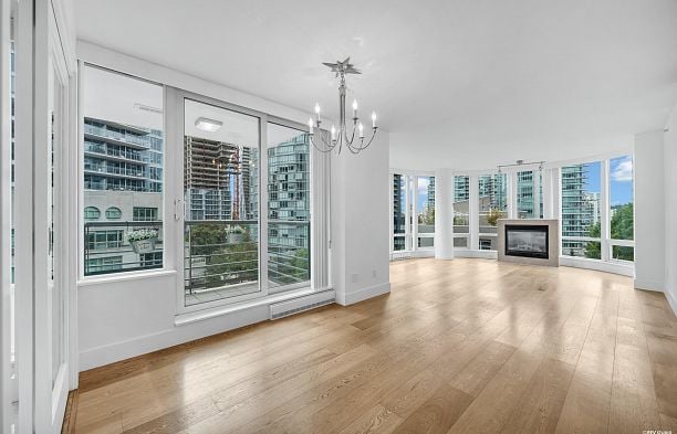 806 590 Nicola Street Coal Harbour