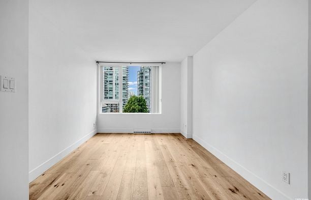 806 590 Nicola Street Coal Harbour