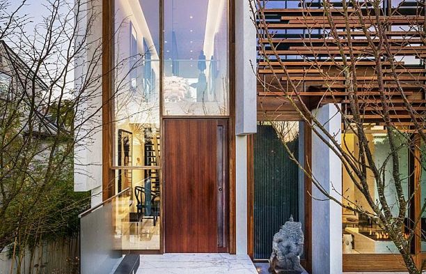 3315 W 38th Avenue Dunbar