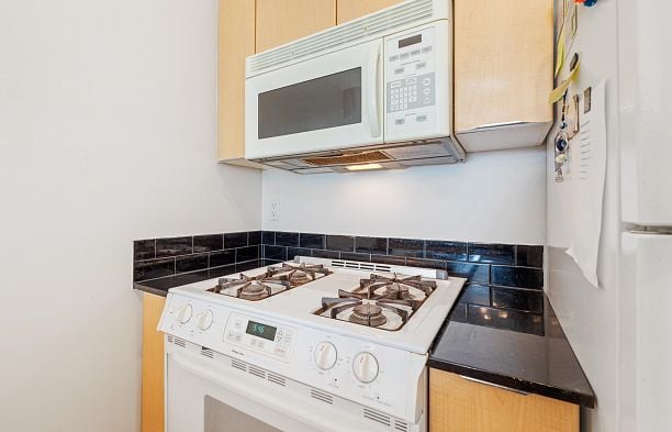 3103 1239 W Georgia Street Coal Harbour