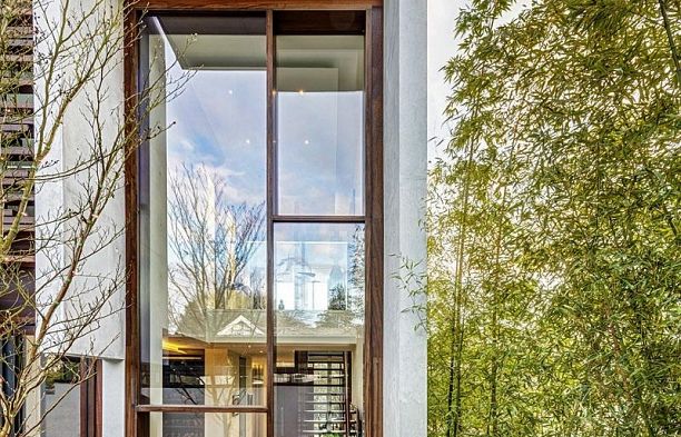 3315 W 38th Avenue Dunbar