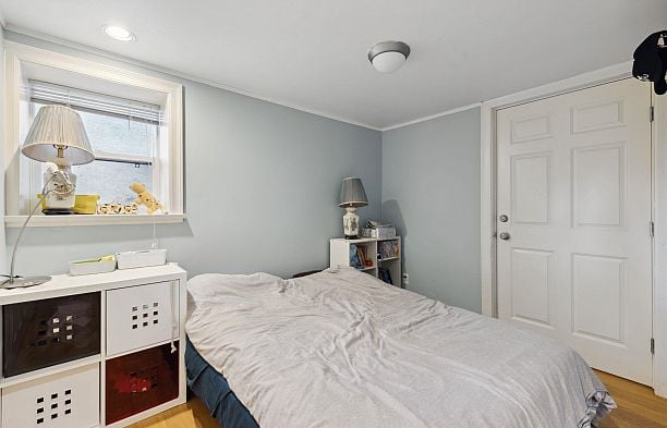 2923 W 32nd Avenue MacKenzie Heights