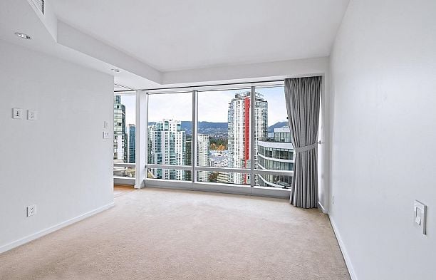 2705 1151 W Georgia Street Coal Harbour