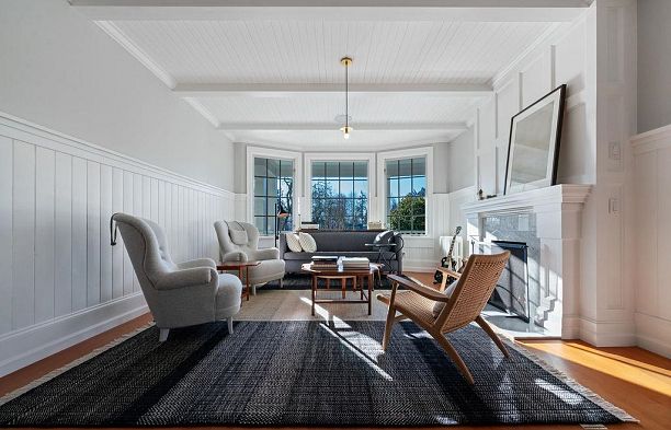 6476 Blenheim Street Southlands