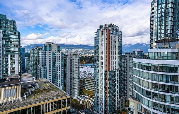 2705 1151 W Georgia Street Coal Harbour