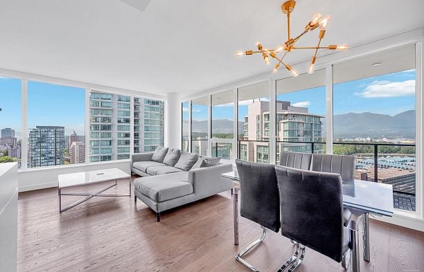 2001 620 Cardero Street Coal Harbour