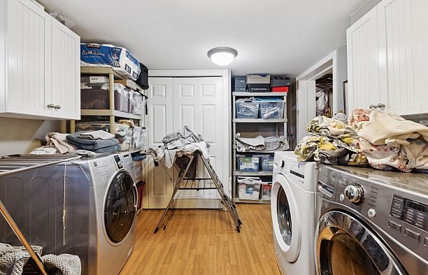 2923 W 32nd Avenue MacKenzie Heights