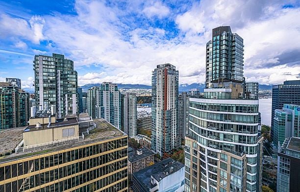 2705 1151 W Georgia Street Coal Harbour