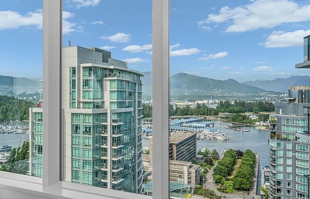 2001 620 Cardero Street Coal Harbour