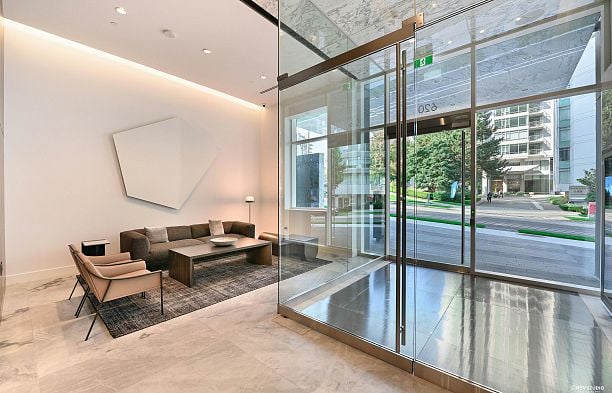 2001 620 Cardero Street Coal Harbour