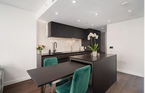 1905 620 Cardero Street Coal Harbour