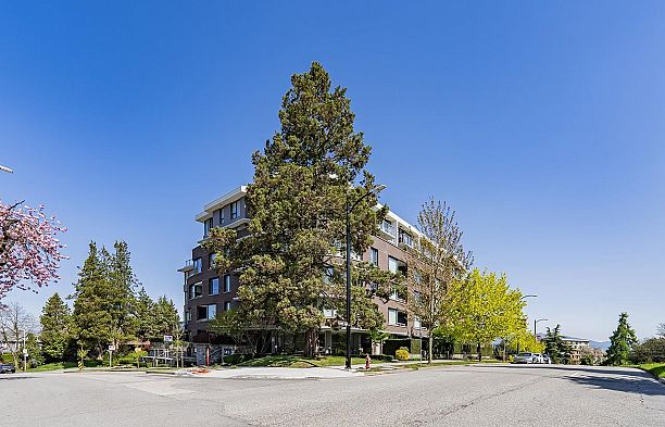 305 505 W 30th Avenue Cambie