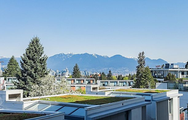 305 505 W 30th Avenue Cambie