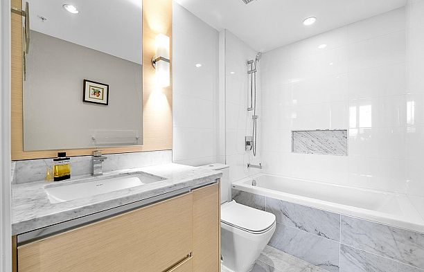 305 505 W 30th Avenue Cambie