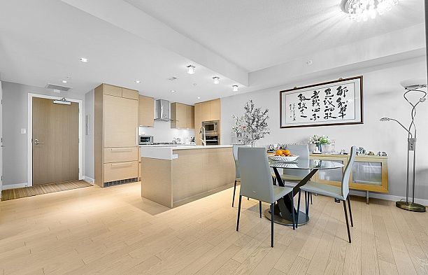 305 505 W 30th Avenue Cambie