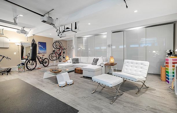 153 W 19th Avenue Cambie