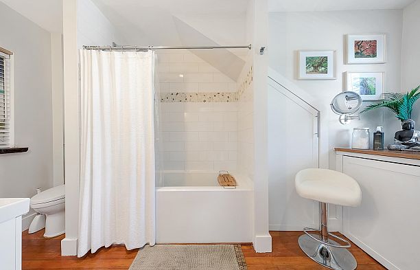 153 W 19th Avenue Cambie