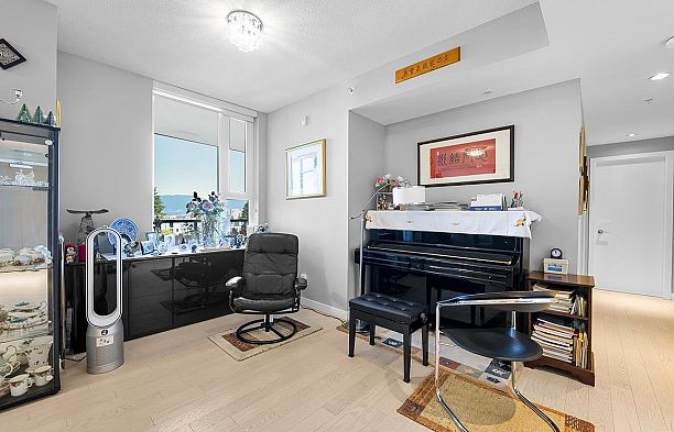 305 505 W 30th Avenue Cambie