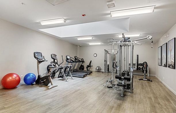 305 505 W 30th Avenue Cambie