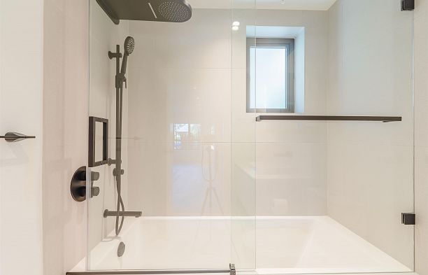 4422 Ash Street Cambie