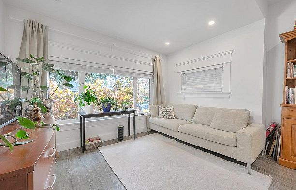 153 W 19th Avenue Cambie