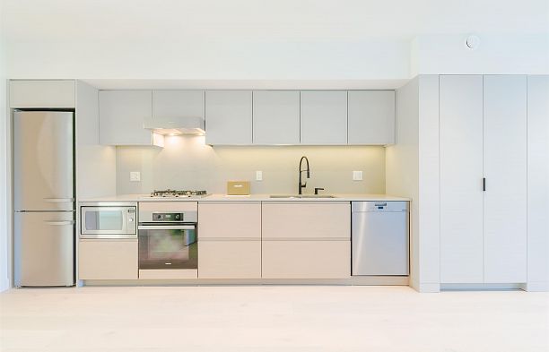 4422 Ash Street Cambie