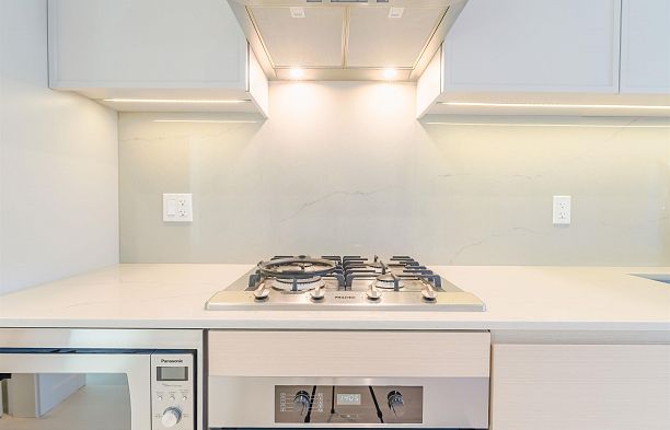 4422 Ash Street Cambie