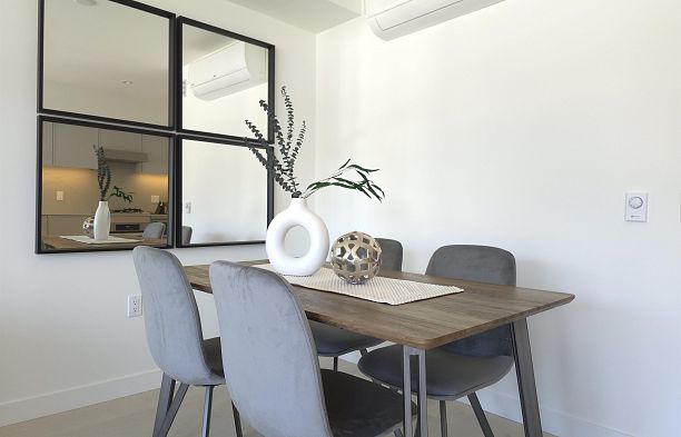 4422 Ash Street Cambie