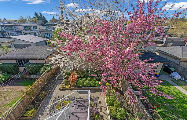 4060 W 10th Avenue Point Grey